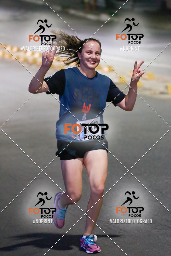 Buy your photos of the eventPA Rock Run - Corrida Noturna on Fotop