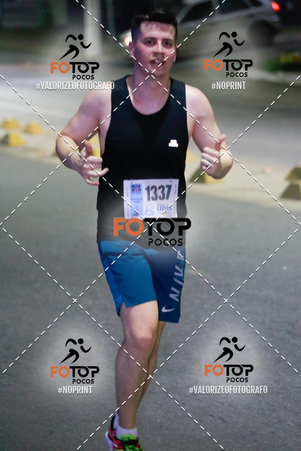 Buy your photos of the eventPA Rock Run - Corrida Noturna on Fotop
