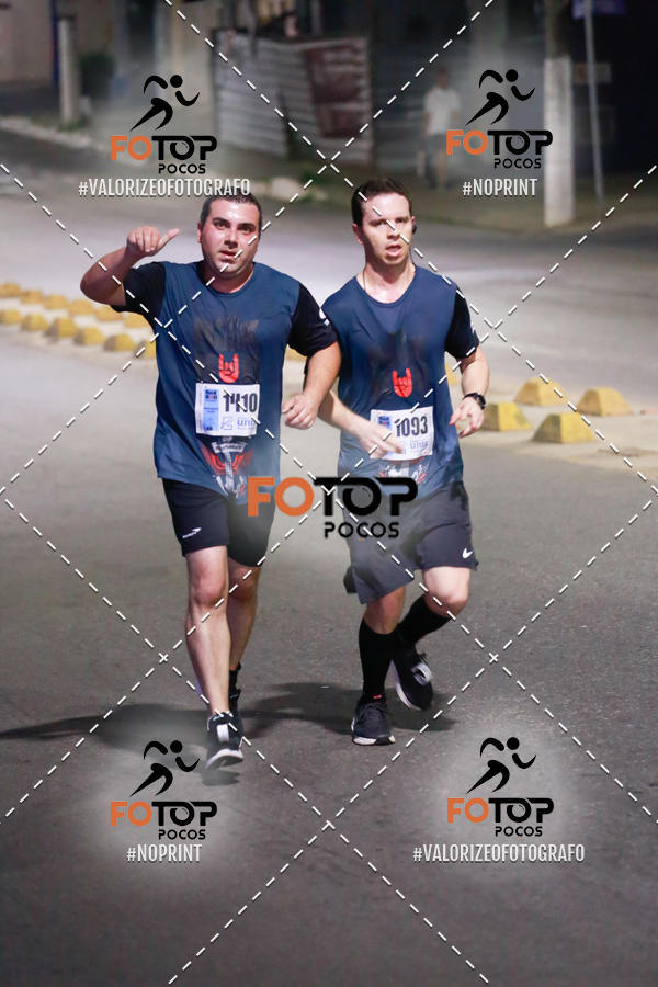 Buy your photos of the eventPA Rock Run - Corrida Noturna on Fotop