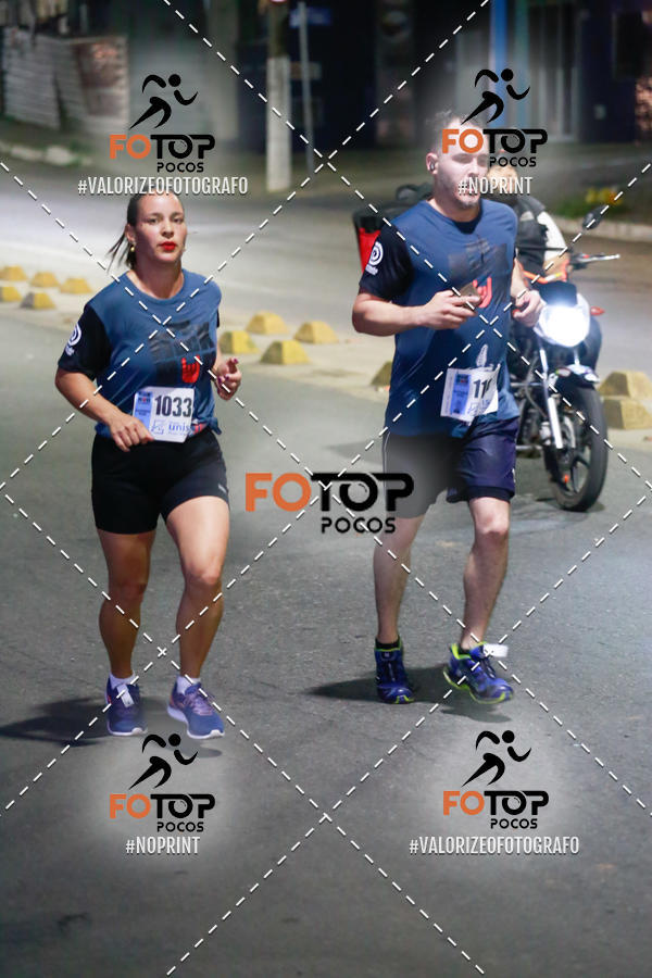 Buy your photos of the eventPA Rock Run - Corrida Noturna on Fotop