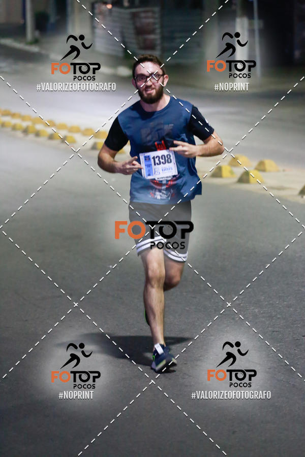 Buy your photos of the eventPA Rock Run - Corrida Noturna on Fotop