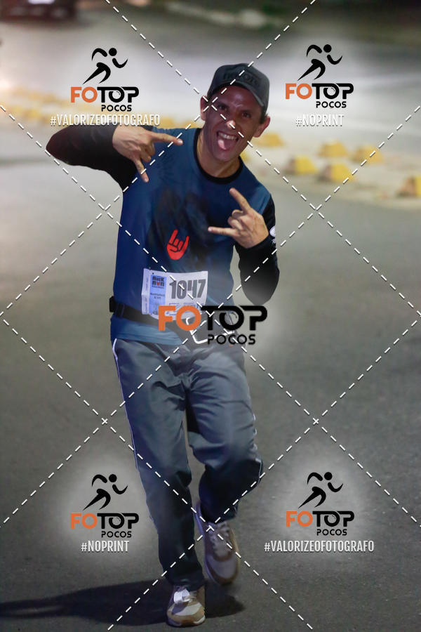 Buy your photos of the eventPA Rock Run - Corrida Noturna on Fotop