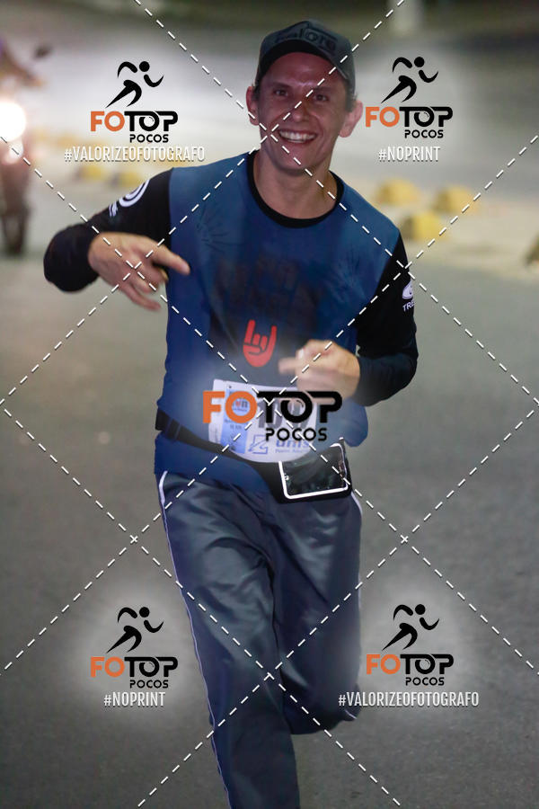 Buy your photos of the eventPA Rock Run - Corrida Noturna on Fotop