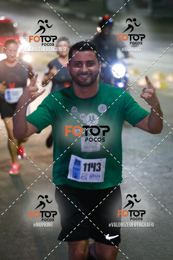 Buy your photos of the eventPA Rock Run - Corrida Noturna on Fotop