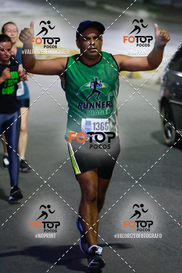 Buy your photos of the eventPA Rock Run - Corrida Noturna on Fotop
