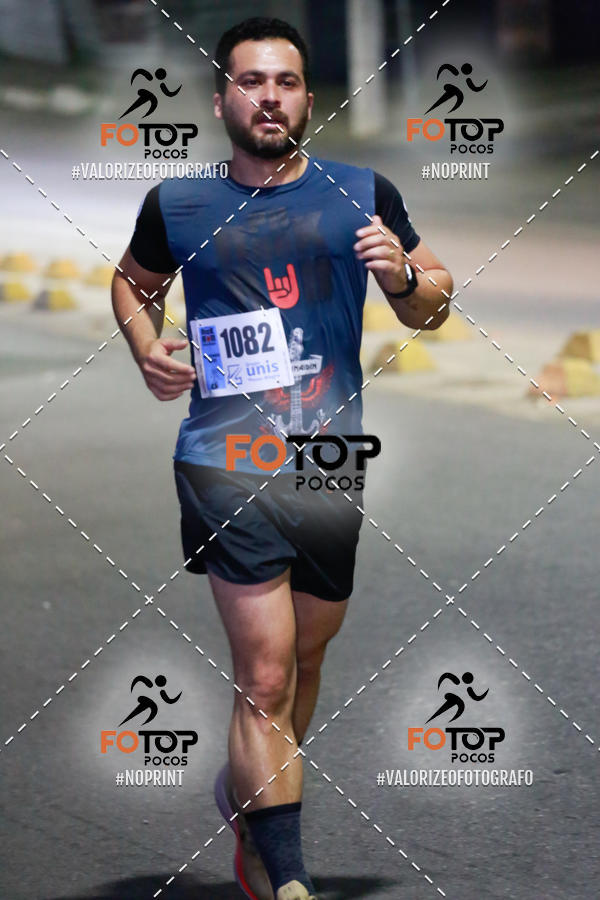 Buy your photos of the eventPA Rock Run - Corrida Noturna on Fotop