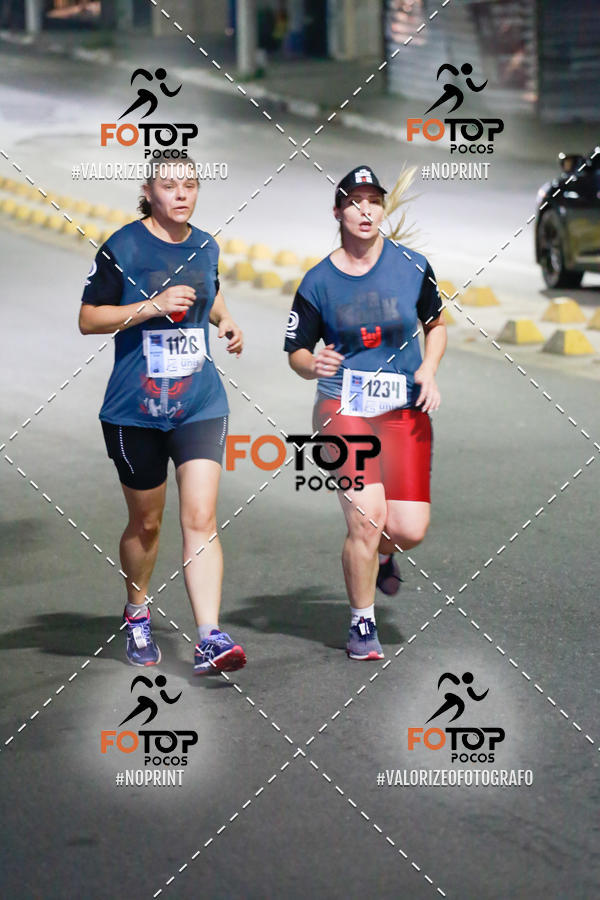 Buy your photos of the eventPA Rock Run - Corrida Noturna on Fotop