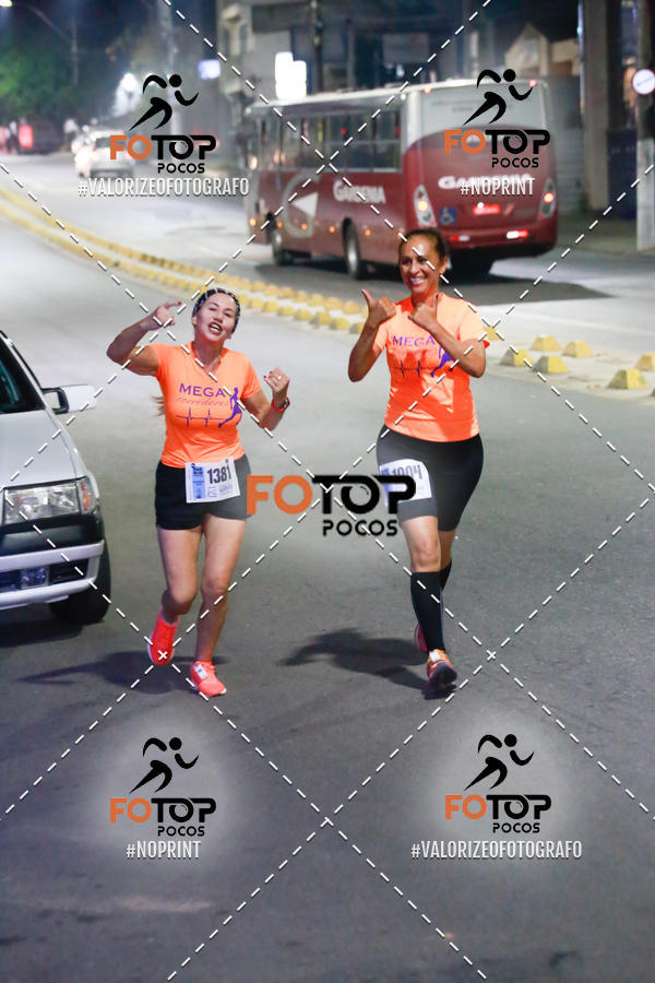 Buy your photos of the eventPA Rock Run - Corrida Noturna on Fotop