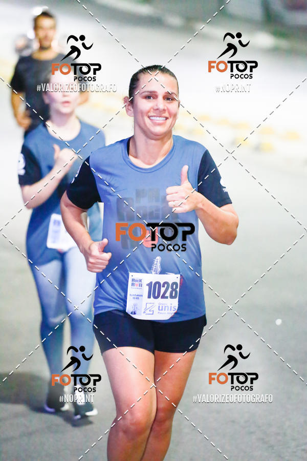 Buy your photos of the eventPA Rock Run - Corrida Noturna on Fotop