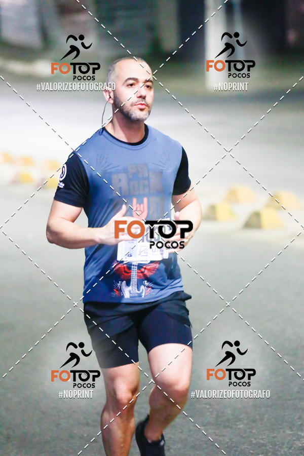 Buy your photos of the eventPA Rock Run - Corrida Noturna on Fotop