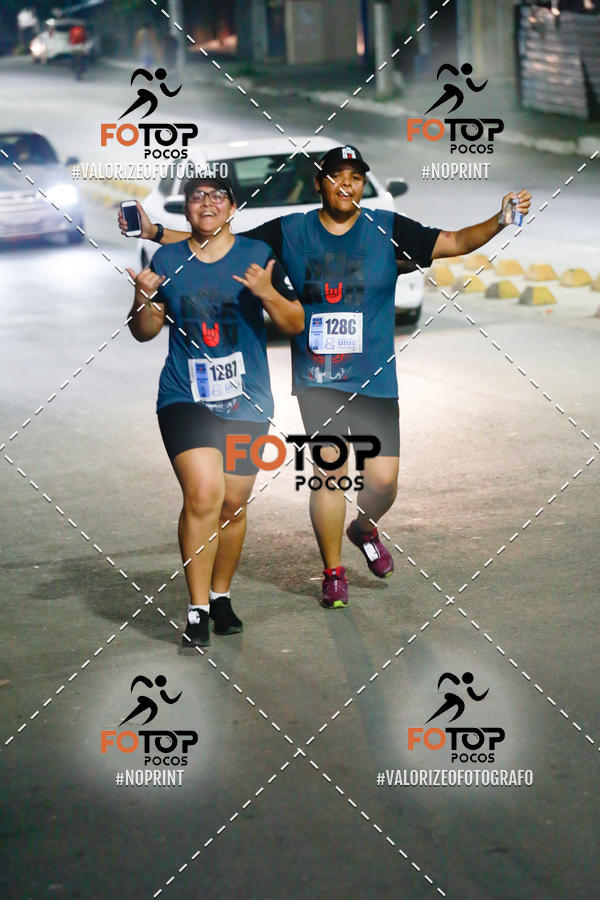Buy your photos of the eventPA Rock Run - Corrida Noturna on Fotop