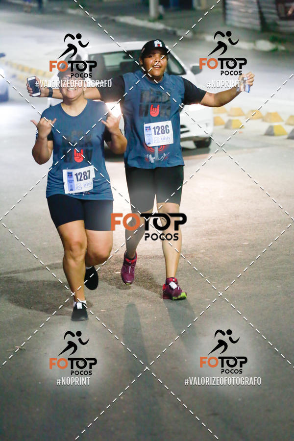 Buy your photos of the eventPA Rock Run - Corrida Noturna on Fotop