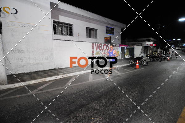 Buy your photos of the eventPA Rock Run - Corrida Noturna on Fotop