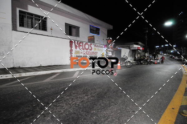 Buy your photos of the eventPA Rock Run - Corrida Noturna on Fotop