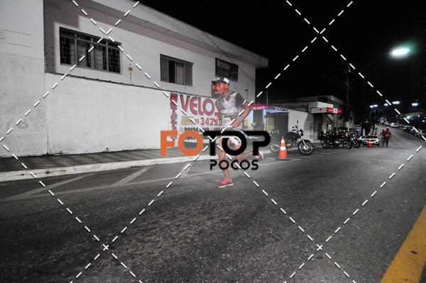 Buy your photos of the eventPA Rock Run - Corrida Noturna on Fotop