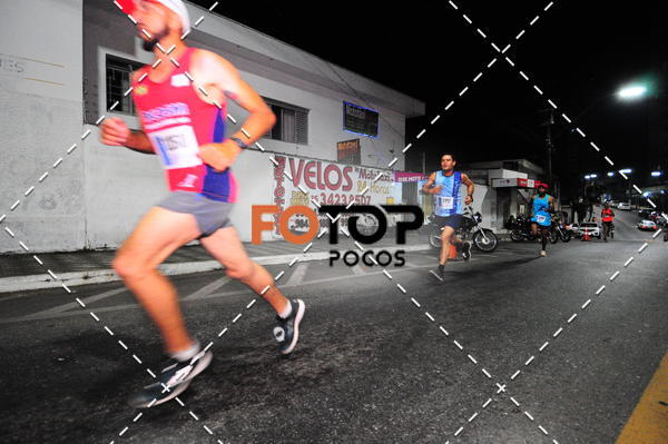Buy your photos of the eventPA Rock Run - Corrida Noturna on Fotop