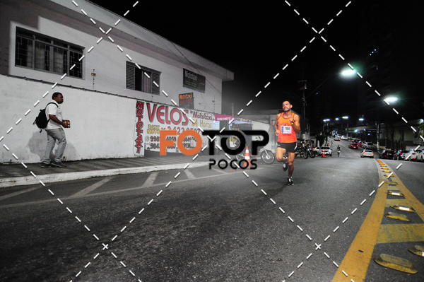 Buy your photos of the eventPA Rock Run - Corrida Noturna on Fotop
