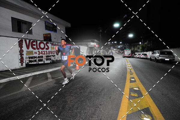 Buy your photos of the eventPA Rock Run - Corrida Noturna on Fotop