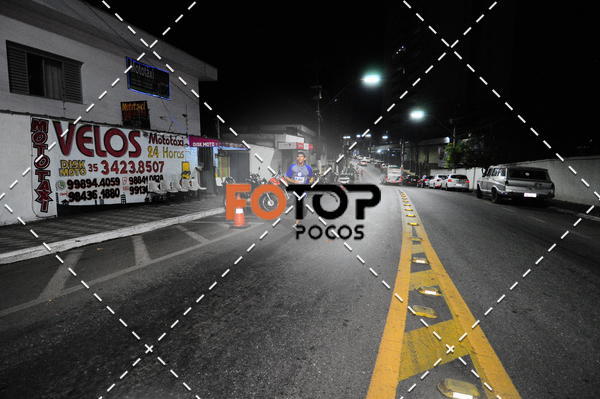 Buy your photos of the eventPA Rock Run - Corrida Noturna on Fotop
