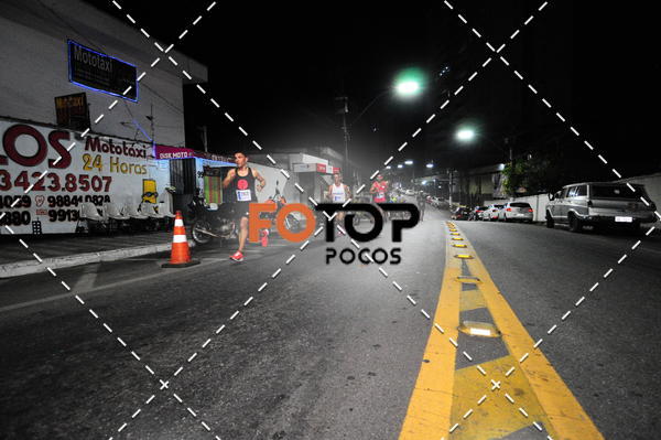 Buy your photos of the eventPA Rock Run - Corrida Noturna on Fotop