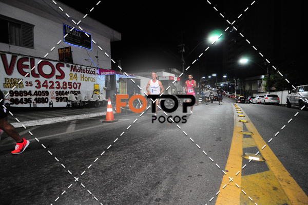 Buy your photos of the eventPA Rock Run - Corrida Noturna on Fotop