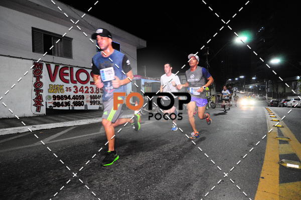 Buy your photos of the eventPA Rock Run - Corrida Noturna on Fotop