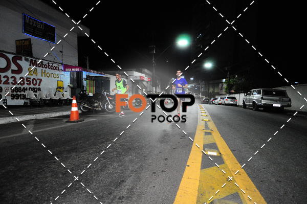 Buy your photos of the eventPA Rock Run - Corrida Noturna on Fotop