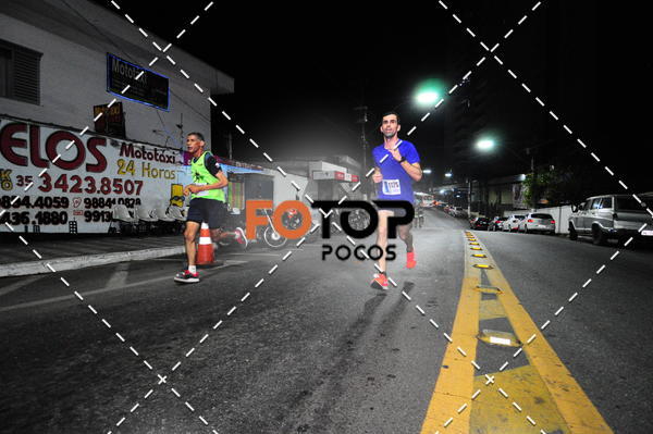 Buy your photos of the eventPA Rock Run - Corrida Noturna on Fotop