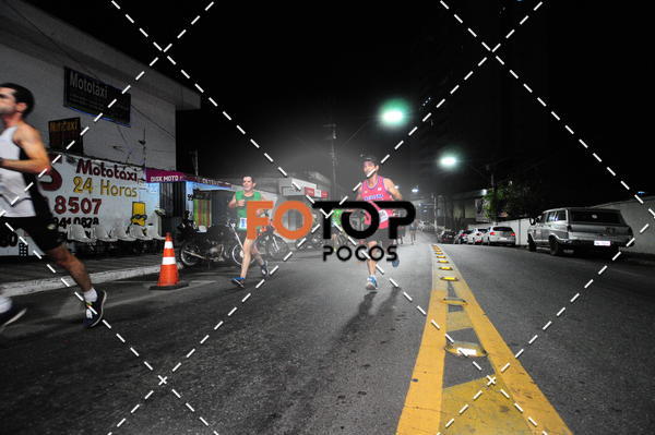 Buy your photos of the eventPA Rock Run - Corrida Noturna on Fotop