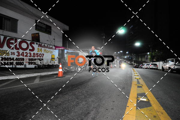 Buy your photos of the eventPA Rock Run - Corrida Noturna on Fotop