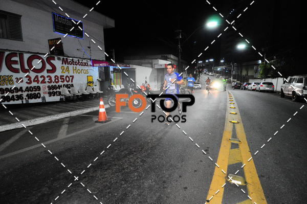 Buy your photos of the eventPA Rock Run - Corrida Noturna on Fotop