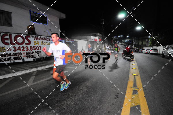 Buy your photos of the eventPA Rock Run - Corrida Noturna on Fotop