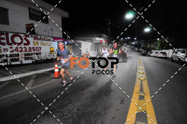 Buy your photos of the eventPA Rock Run - Corrida Noturna on Fotop
