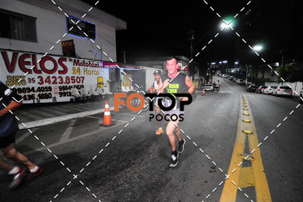 Buy your photos of the eventPA Rock Run - Corrida Noturna on Fotop