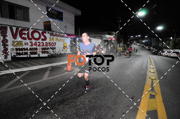 Buy your photos of the eventPA Rock Run - Corrida Noturna on Fotop