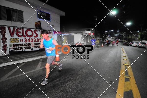 Buy your photos of the eventPA Rock Run - Corrida Noturna on Fotop