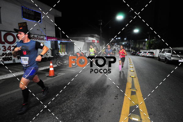 Buy your photos of the eventPA Rock Run - Corrida Noturna on Fotop