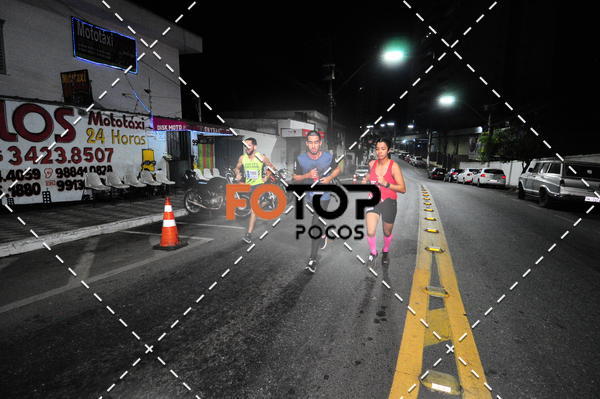 Buy your photos of the eventPA Rock Run - Corrida Noturna on Fotop