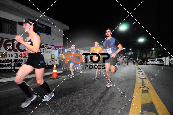Buy your photos of the eventPA Rock Run - Corrida Noturna on Fotop