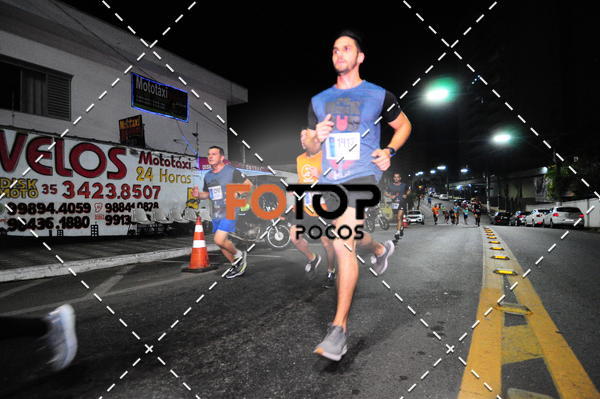 Buy your photos of the eventPA Rock Run - Corrida Noturna on Fotop