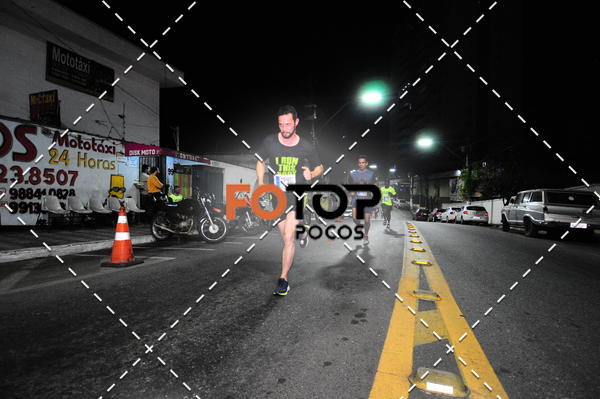 Buy your photos of the eventPA Rock Run - Corrida Noturna on Fotop