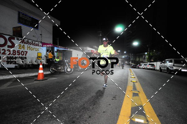 Buy your photos of the eventPA Rock Run - Corrida Noturna on Fotop