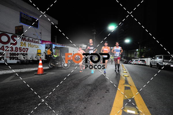 Buy your photos of the eventPA Rock Run - Corrida Noturna on Fotop