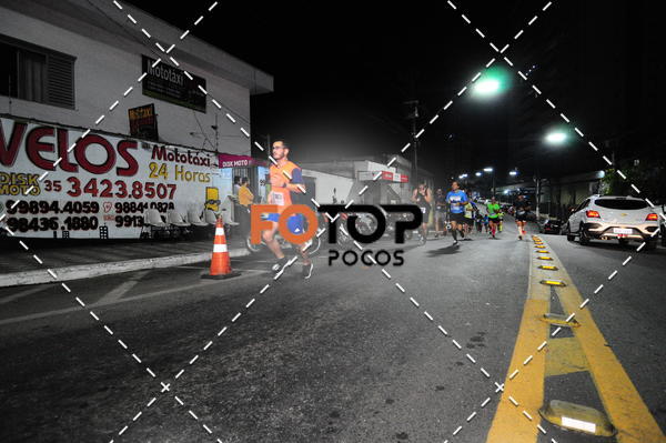 Buy your photos of the eventPA Rock Run - Corrida Noturna on Fotop