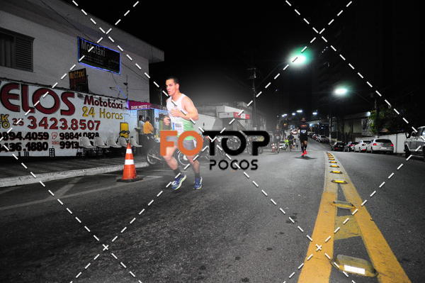 Buy your photos of the eventPA Rock Run - Corrida Noturna on Fotop