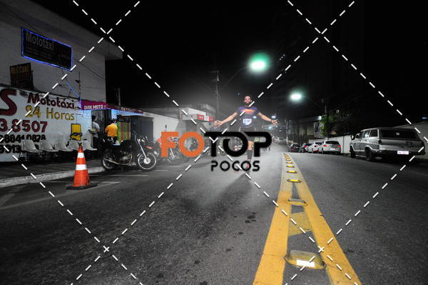 Buy your photos of the eventPA Rock Run - Corrida Noturna on Fotop