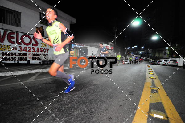 Buy your photos of the eventPA Rock Run - Corrida Noturna on Fotop