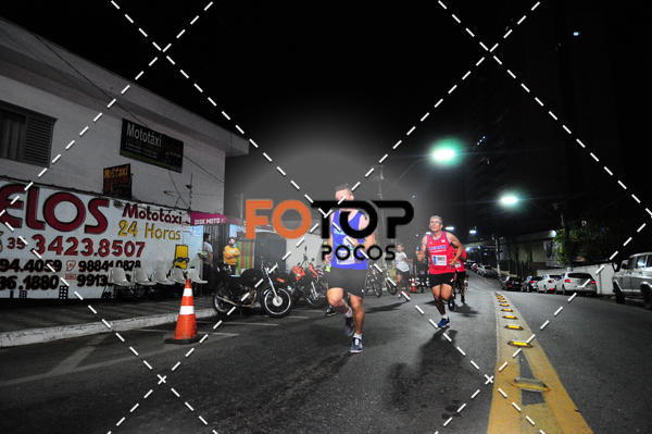 Buy your photos of the eventPA Rock Run - Corrida Noturna on Fotop