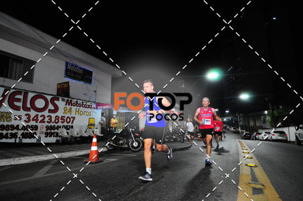 Buy your photos of the eventPA Rock Run - Corrida Noturna on Fotop