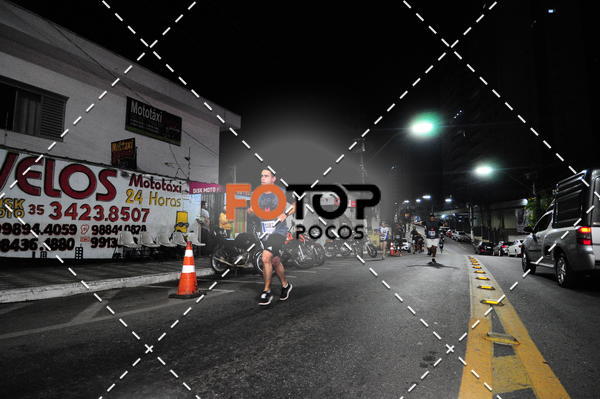 Buy your photos of the eventPA Rock Run - Corrida Noturna on Fotop